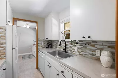 3741 SW 106th Street, Seattle, WA 98146 - Photo 12