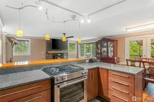 3202 19th St, Bremerton, WA 98312 - Photo 14