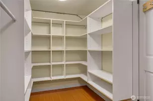 525 W Prospect St, Seattle, WA 98119 - Photo 24