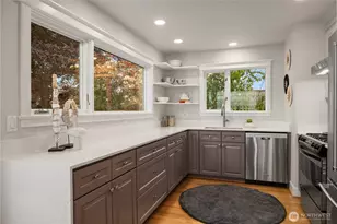 525 W Prospect St, Seattle, WA 98119 - Photo 8