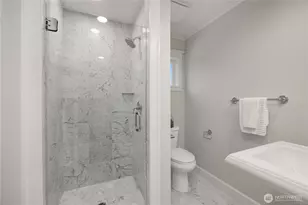 525 W Prospect St, Seattle, WA 98119 - Photo 20