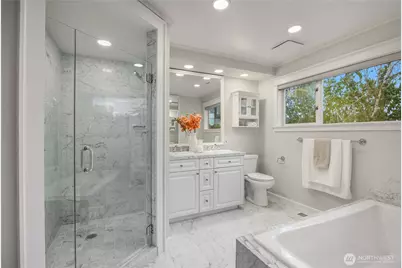 525 W Prospect Street #A, Seattle, WA 98119 - Photo 14