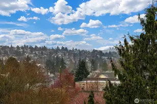 7030 Mary Ave NW, Seattle, WA 98117 - Photo 16