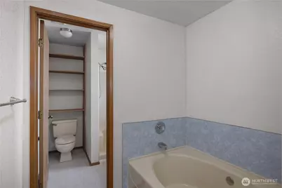 8711 Schuetz Lane SW, Olympia, WA 98512 - Photo 30