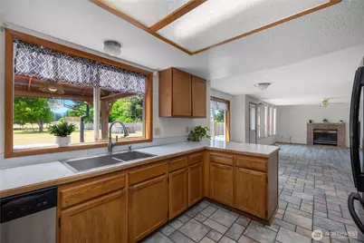 8711 Schuetz Lane SW, Olympia, WA 98512 - Photo 12