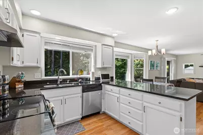 18223 Yew Way, Snohomish, WA 98296 - Photo 12