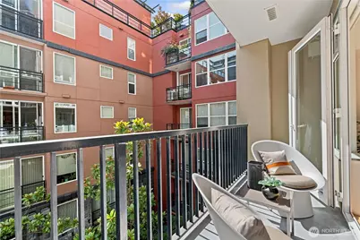 2607 Western Avenue #302, Seattle, WA 98121 - Photo 20
