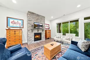 18718 145th St E, Bonney Lake, WA 98391 - Photo 4