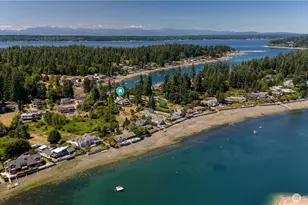 2827 Moorelands Dr NW, Gig Harbor, WA 98335 - Photo 2