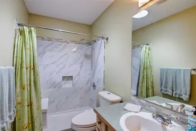 5208 213th Place SW, Mountlake Terrace, WA 98043 - Photo 16