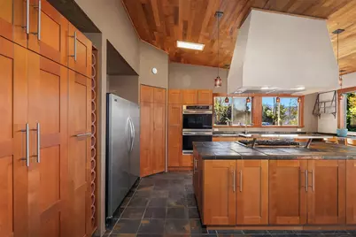 2717 E Lake Sammamish Parkway SE, Sammamish, WA 98075 - Photo 6