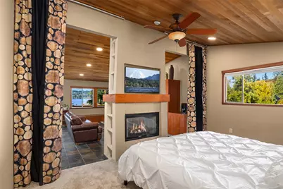 2717 E Lake Sammamish Parkway SE, Sammamish, WA 98075 - Photo 22