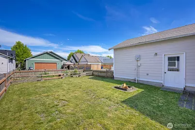 2274 Dogwood Street, Lynden, WA 98264 - Photo 24