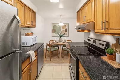 11208 NE 68th #114, Kirkland, WA 98033 - Photo 6