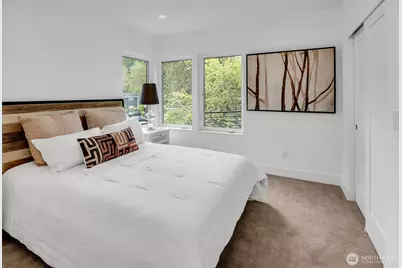 427 102nd Avenue SE, Bellevue, WA 98004 - Photo 34
