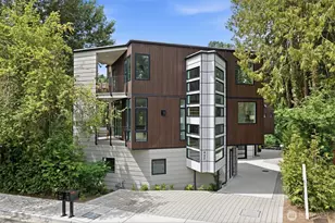 427 102nd Ave SE, Bellevue, WA 98004 - Photo 1
