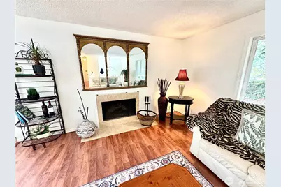 4016 Burton Place W, Seattle, WA 98199 - Photo 6