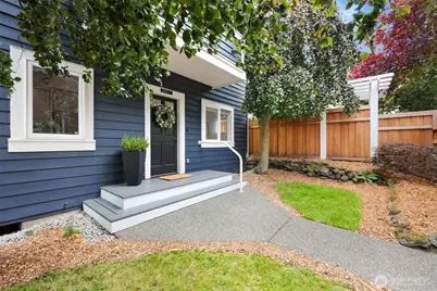 2110 California Avenue SW #C, Seattle, WA 98116 - Photo 20