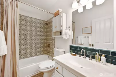2110 California Avenue SW #C, Seattle, WA 98116 - Photo 16