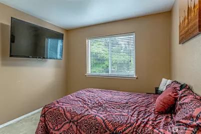 11218 215th Avenue E, Bonney Lake, WA 98391 - Photo 26