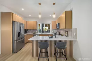13321 3rd Ave NE, Seattle, WA 98125 - Photo 12
