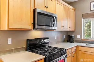 6617 198th Pl SW, Lynnwood, WA 98036 - Photo 10