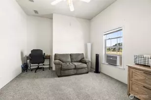4919 G Loop Rd, Bow, WA 98232 - Photo 10
