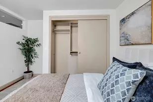 10610 NE 9th Pl, Bellevue, WA 98004 - Photo 26