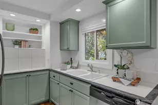 2315 B Franklin Ave E, Seattle, WA 98102 - Photo 10