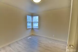 5522 NE 193rd St, Lake Forest Park, WA 98155 - Photo 4