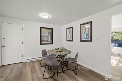 936 210th Avenue NE, Sammamish, WA 98074 - Photo 14