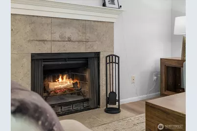 14601 NE 50th Place #E6, Bellevue, WA 98007 - Photo 16