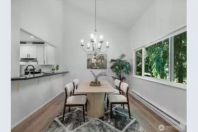 14601 NE 50th Place #E6, Bellevue, WA 98007 - Photo 12