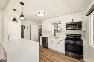 12215 44th Ave S, Tukwila, WA 98178 - Photo 12
