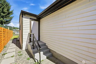 12215 44th Avenue S, Tukwila, WA 98178 - Photo 22
