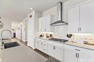 20819 150th St E, Bonney Lake, WA 98391 - Photo 4