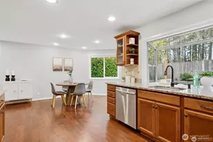 12708 NE 97th Pl, Kirkland, WA 98033 - Photo 10