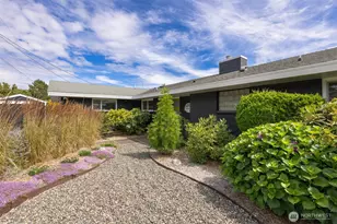 3919 Cliffside Dr, Bellingham, WA 98225 - Photo 6