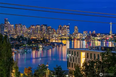 454 NE 40th Street, Seattle, WA 98105 - Photo 4