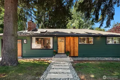 6359 18th Avenue SW, Seattle, WA 98106 - Photo 2