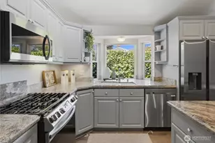 2209 West LK Sammamish Pkwy NE, Redmond, WA 98052 - Photo 6
