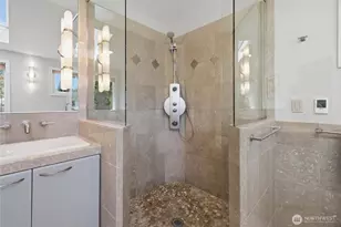 2209 West LK Sammamish Pkwy NE, Redmond, WA 98052 - Photo 18