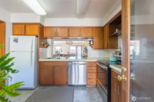395 NE Washington Ave, Chehalis, WA 98532 - Photo 4