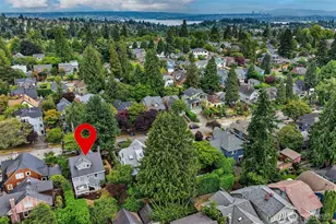 6249 30th Ave NE, Seattle, WA 98115 - Photo 32