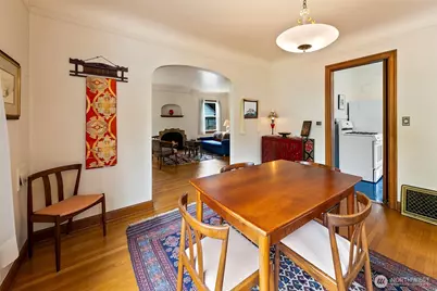 6249 30th Avenue NE, Seattle, WA 98115 - Photo 8