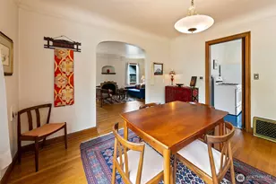 6249 30th Ave NE, Seattle, WA 98115 - Photo 8