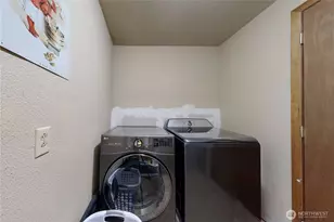 301 NE A St, College Place, WA 99324 - Photo 30