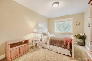 1001 S 38th Ct, Renton, WA 98055 - Photo 20