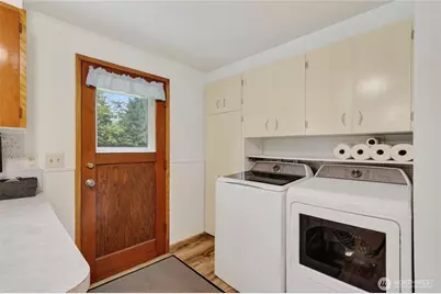 8370 Lusk Road, Concrete, WA 98237 - Photo 16