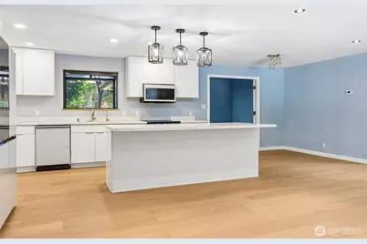 16220 Ambaum Boulevard S, Burien, WA 98148 - Photo 12